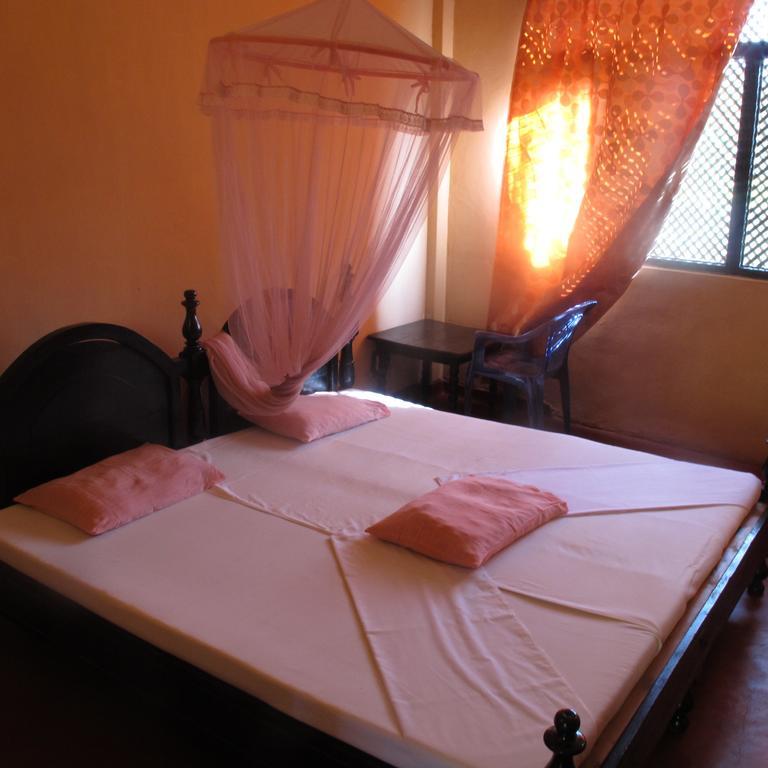 Shahira Hotel Nilaveli Oda fotoğraf