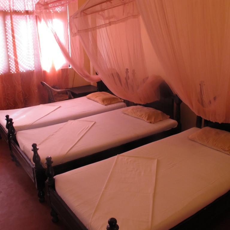Shahira Hotel Nilaveli Oda fotoğraf